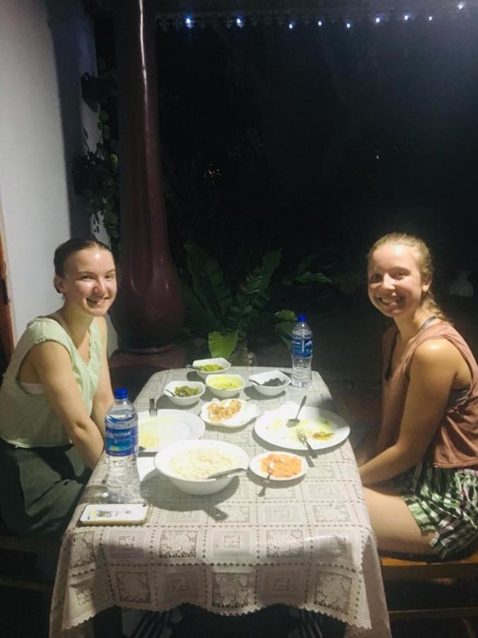 Malee Homestay Polonnaruwa Exterior foto