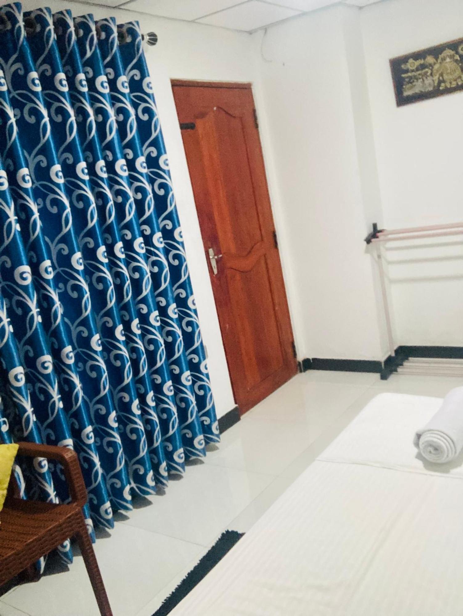 Malee Homestay Polonnaruwa Exterior foto