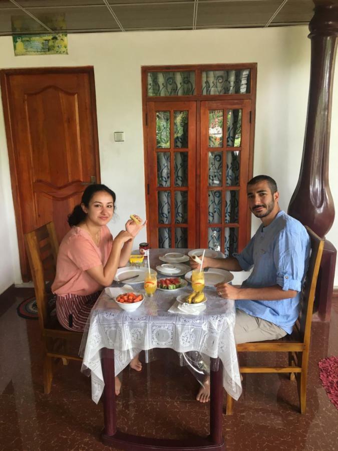 Malee Homestay Polonnaruwa Exterior foto